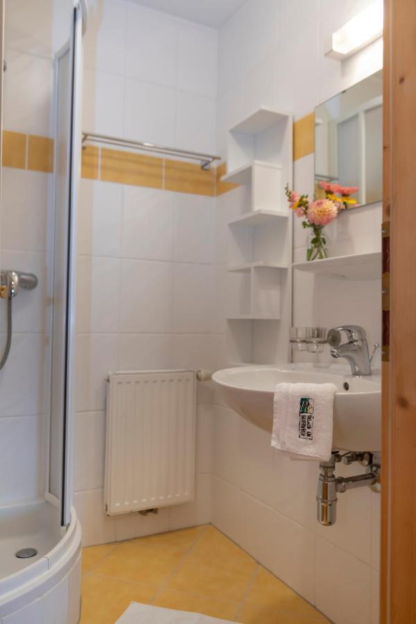Hartlhof Urlaub Am Baby- Und Kinderbauernhof Niederau Esterno foto